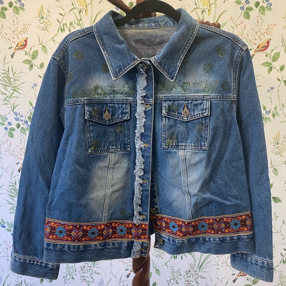 Reworked denim jacket - Picture 4 of 4